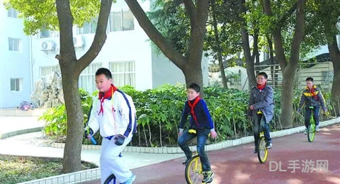 体育创意游戏100个(68个超好玩的体育游戏)