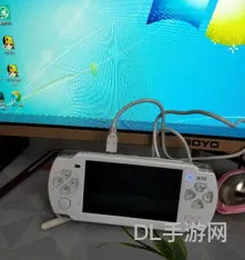 psp游戏机怎么玩游戏(psp新手使用教程)